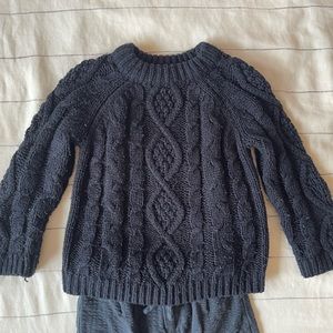 Zara navy blue cable knit sweater size 6. Gender neutral.